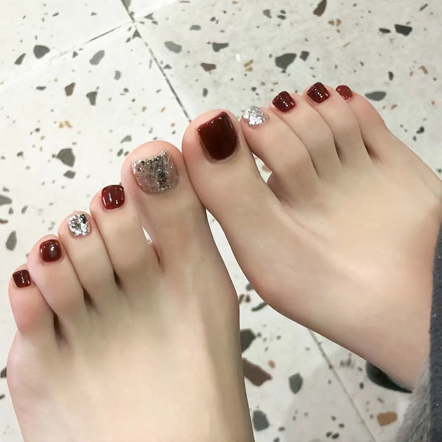 Autumn Elegance Short Square Maroon Press On Toenails Set with Glitter Accents