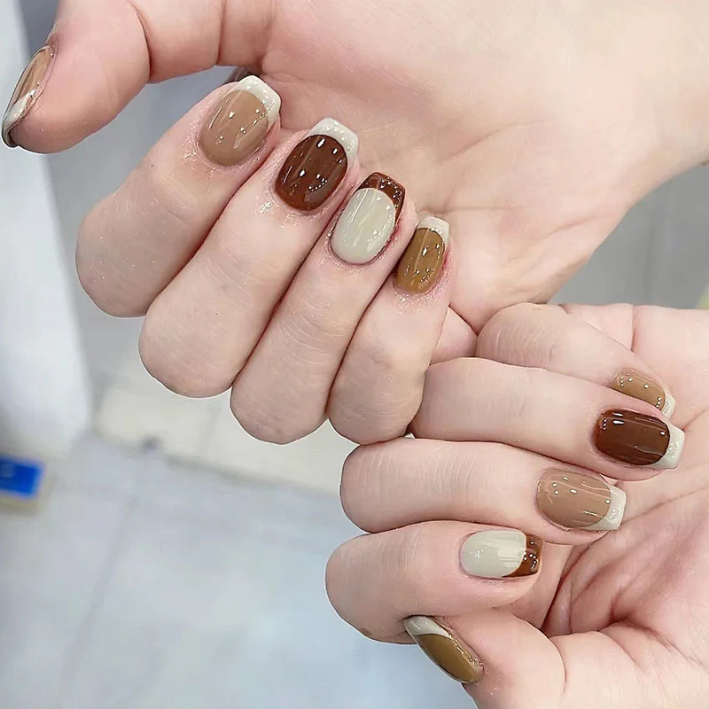 Autumn Elegance Short Square Press On Nails in Gradient Brown with Accent Rhinestone Detail