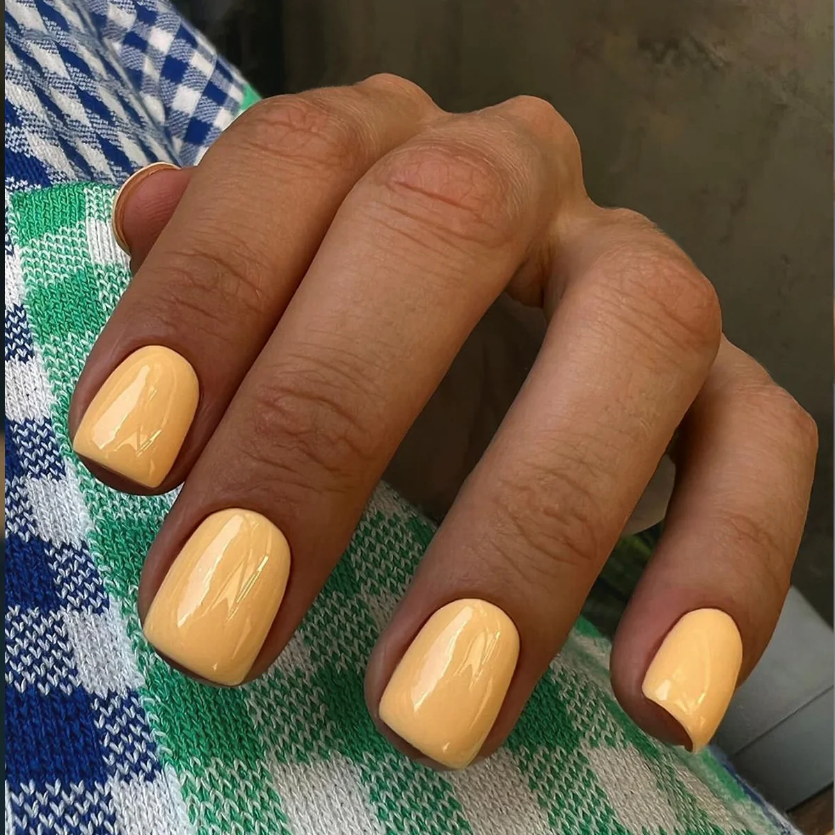 Autumn Harvest Medium Square Beige Beige Press-On Nail Set with Glossy Finish