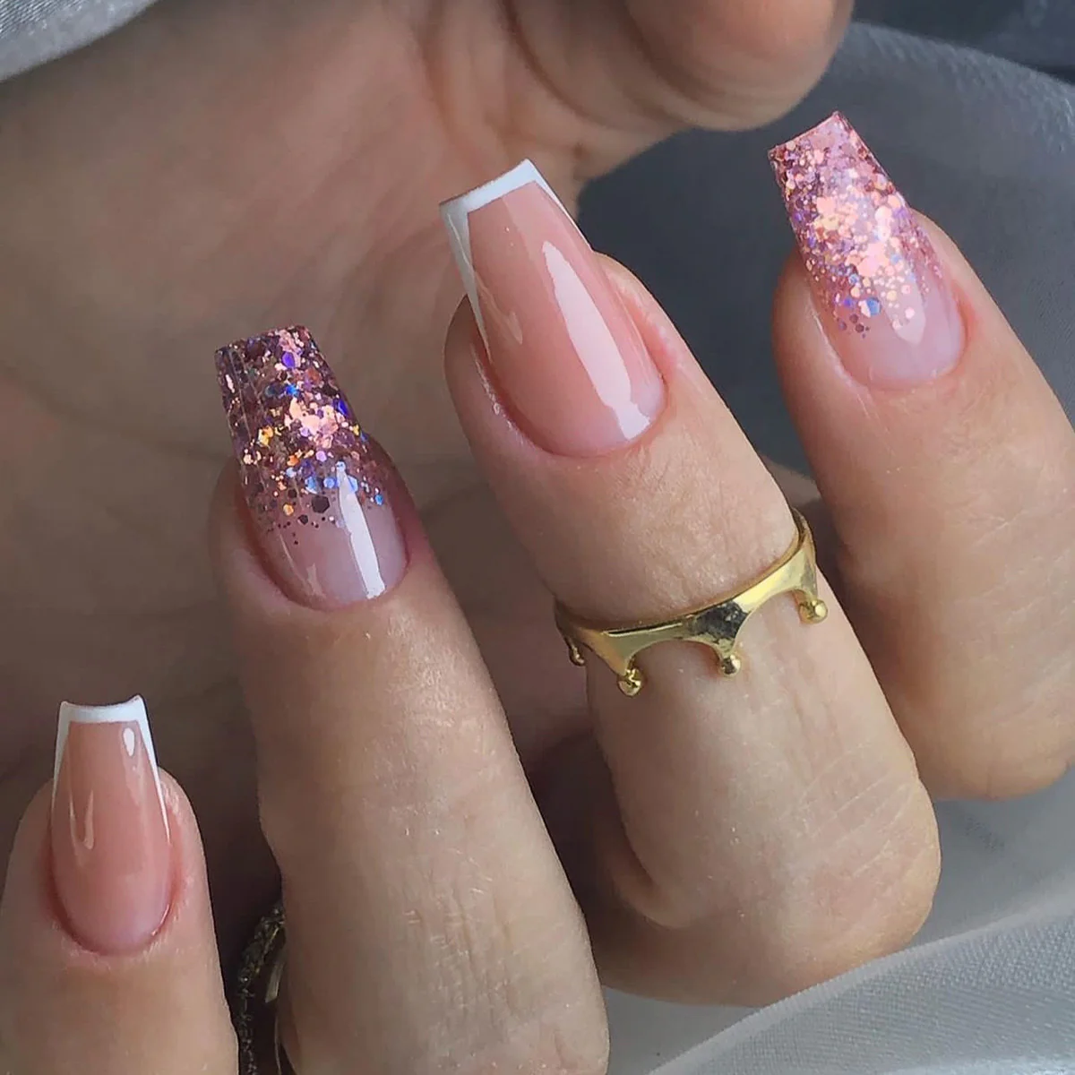 Chic Celebration Medium Coffin Blush Pink Press-On Nails with Glitter Ombr‚âàŒ© Design