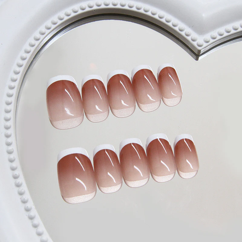Chic Elegance Short Squoval Ombre Beige Press-On Nail Set Featuring Stylish French Tips
