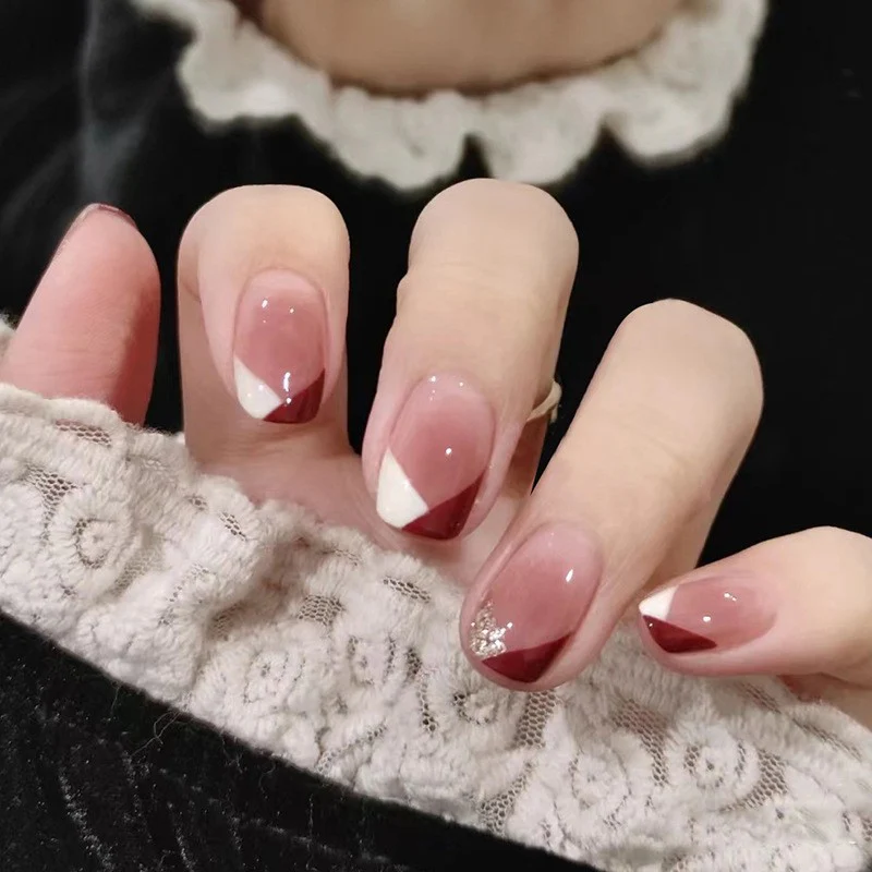 Classic Elegance Medium Square Maroon and Beige Color Block Press On Nail Set with Rhinestone Detail