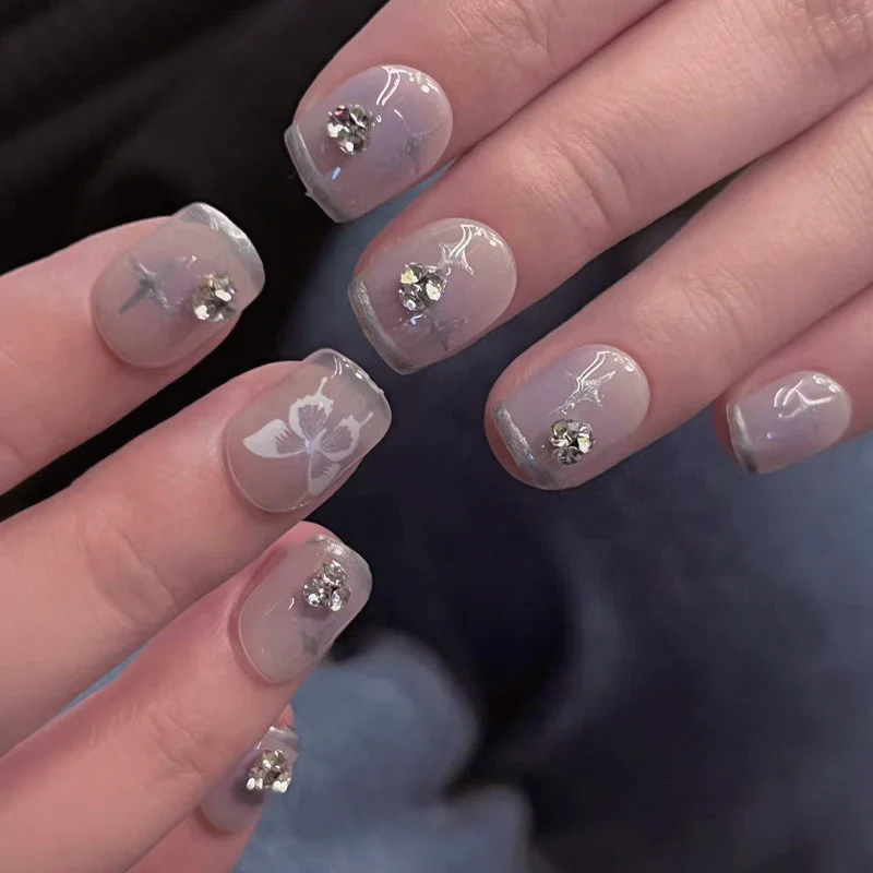 Elegant Floral Charm Medium Square Lavender Press On Nail Set with Sparkling Accents