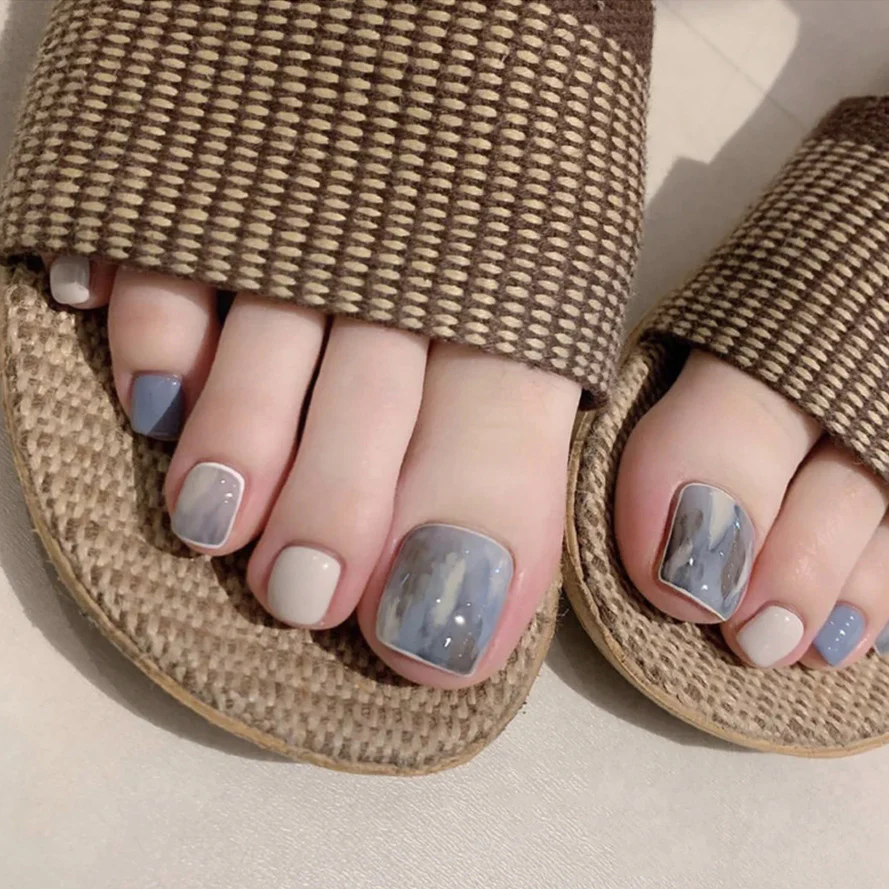 Elegant Marble Oasis Short Square Press On Toenail Set Multicolor Neutral Tones with Unique Marbling Feature