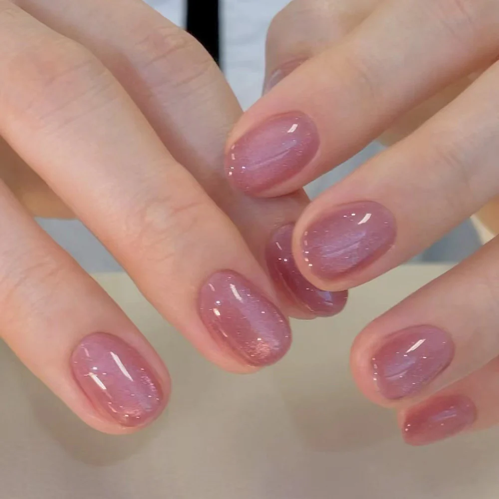 Elegant Romance Short Length Oval Pink Glitter Press On Nail Set for Fashionable Manicure Look