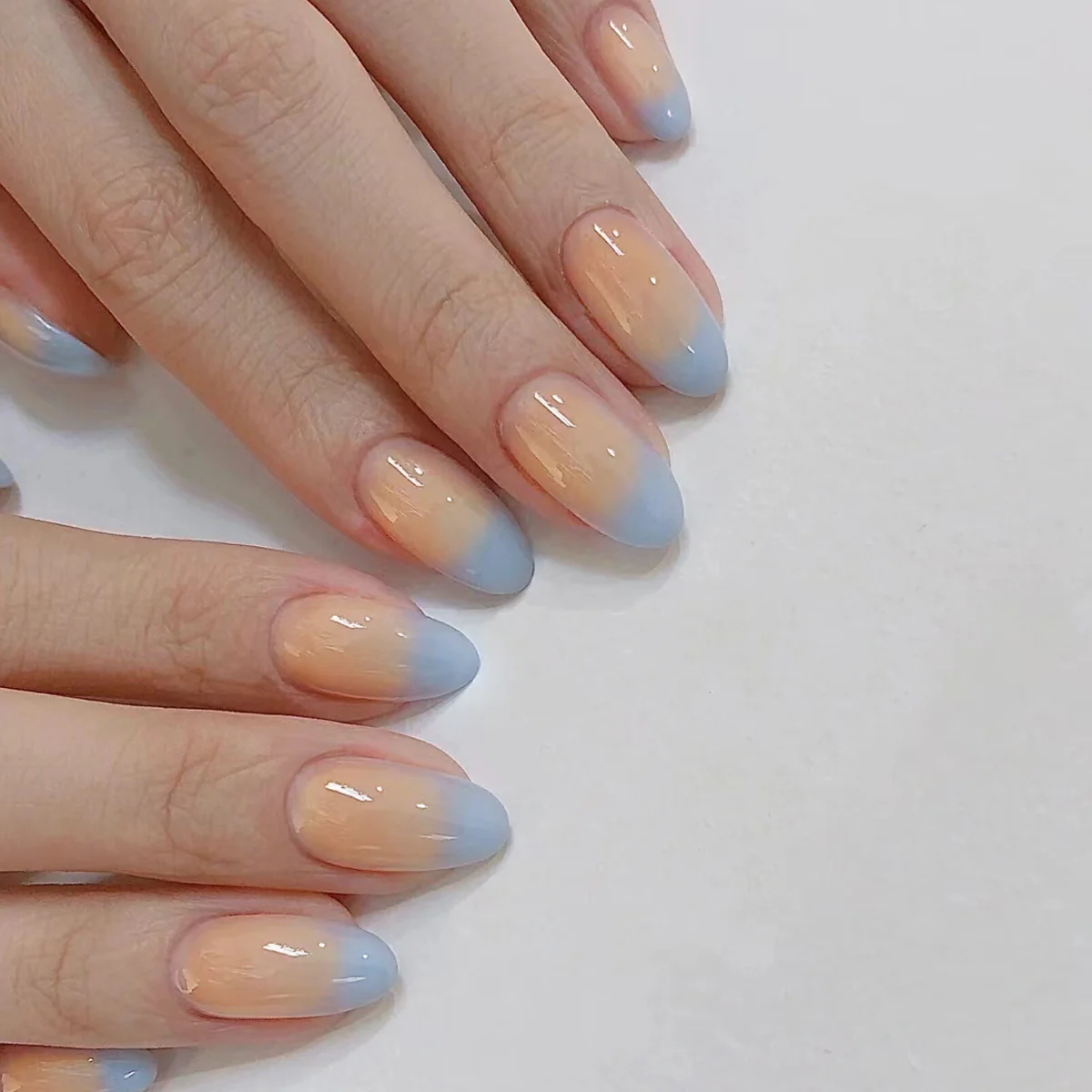 Enchanted Gradient Medium Length Oval Shaped Pastel Ombre Press On Nail Set with Glossy Finish