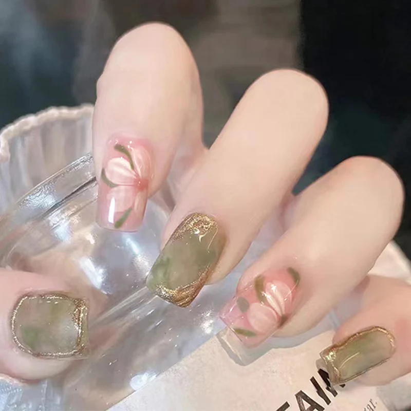 Golden Olive Elegance Medium Square with Rose Detail and Metallic Accents Press On Nail Set