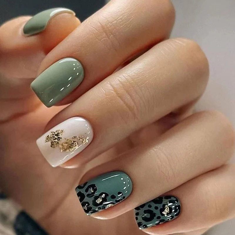 Gotta Pull Up Short Square Green Leopard Press On Nails