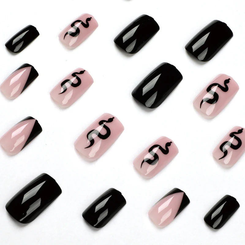 Hiss At Me Short Square Black Animal Press On Nails - Image 2