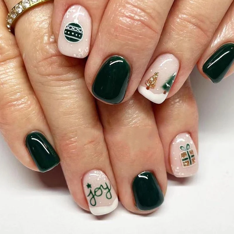 Joy To The World Short Squoval Green Holiday Press On Nails