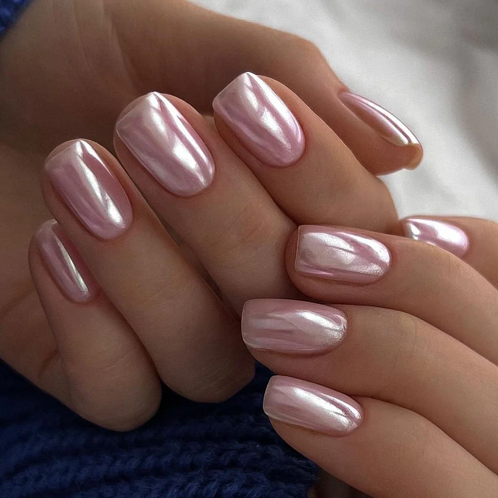 Pearlescent Paradise Short-Length Square Pink Press On Nail Set with Shimmer Finish