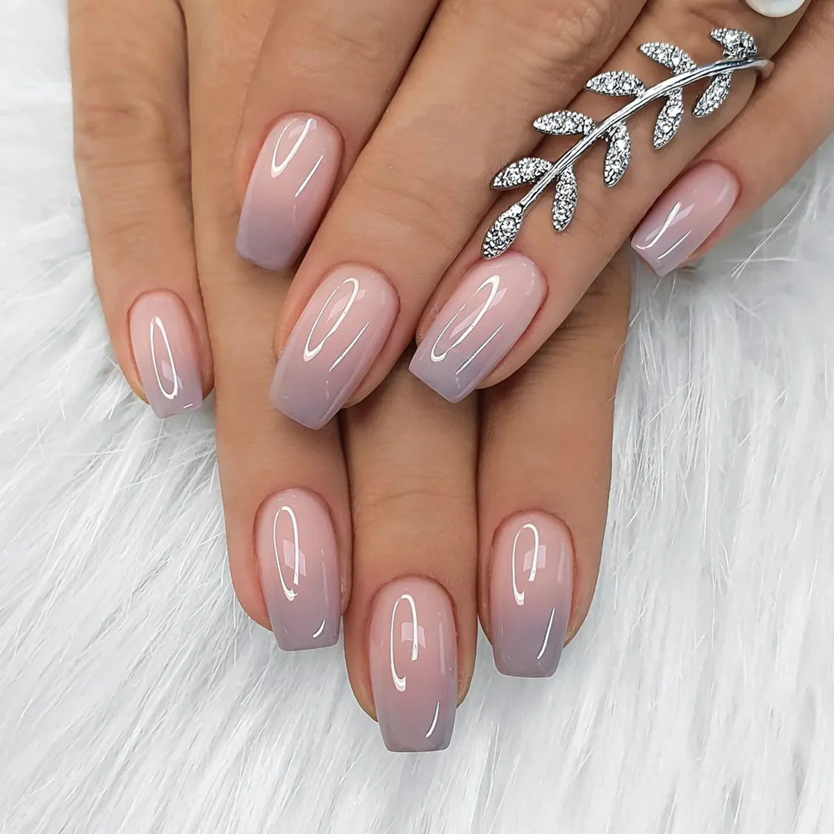 Rainy Roses Press On Nails - Image 3