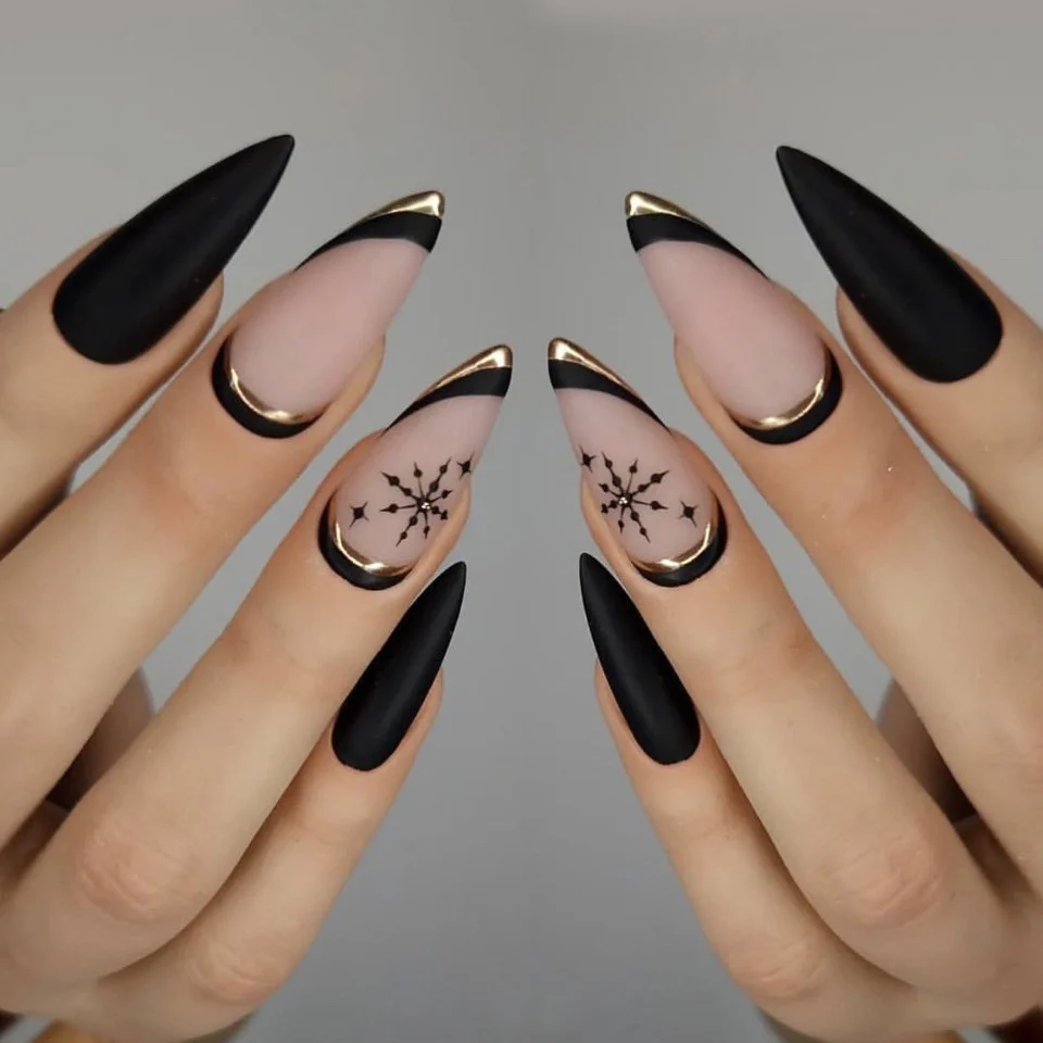 Sharp Snowflake Medium Stiletto Black Winter Press On Nails