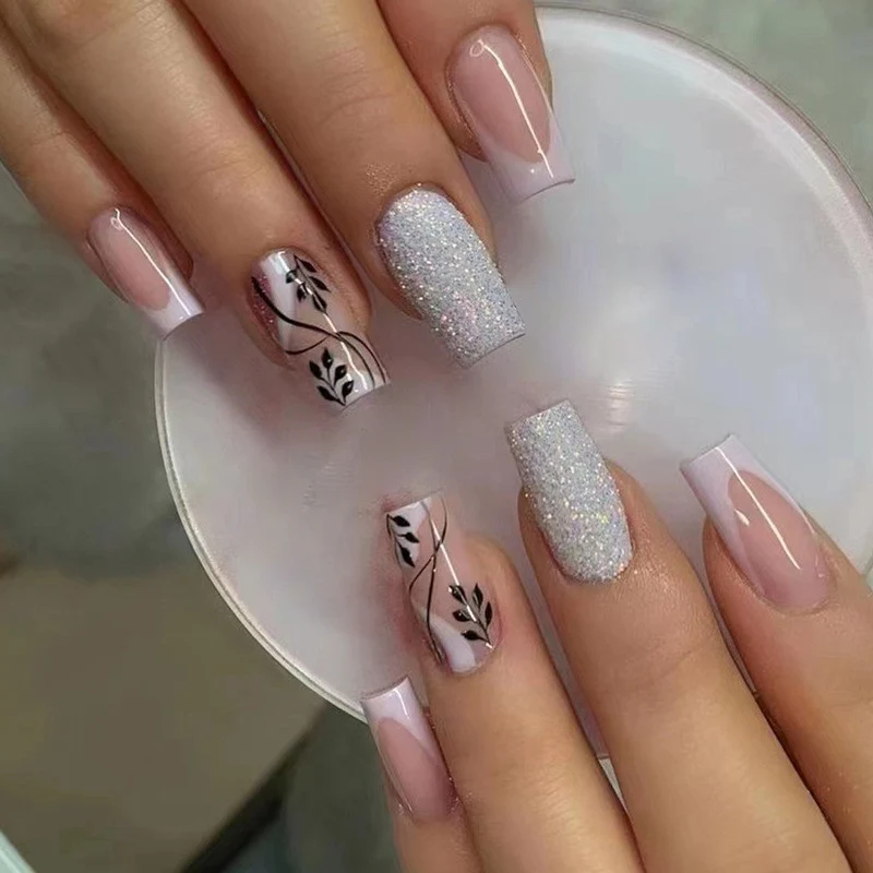 The Commentary Medium Square Silver Glitter Press On Nails