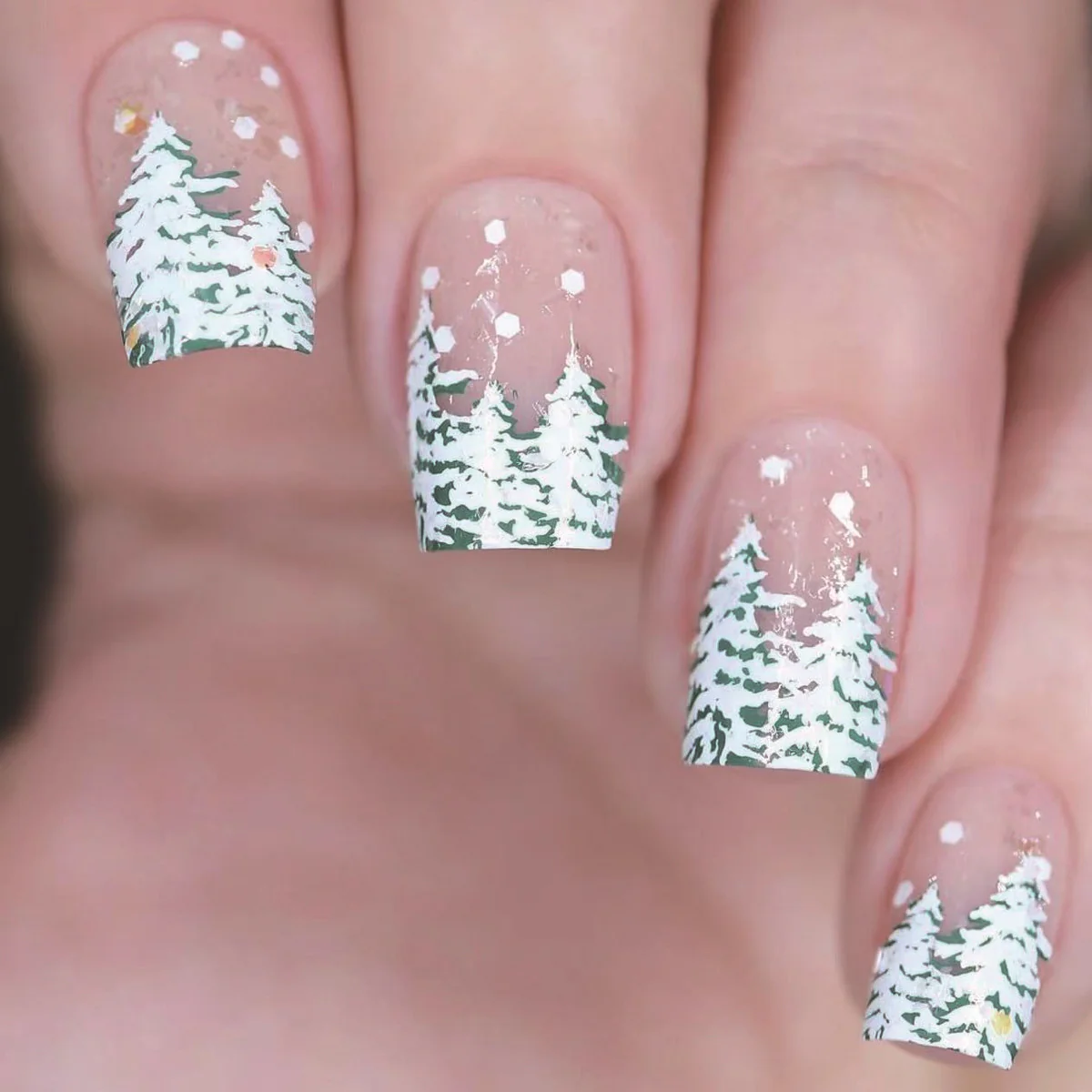 Winter Wonderland Medium Square Green and White Tree Design Press On Nail Set for Festive Style